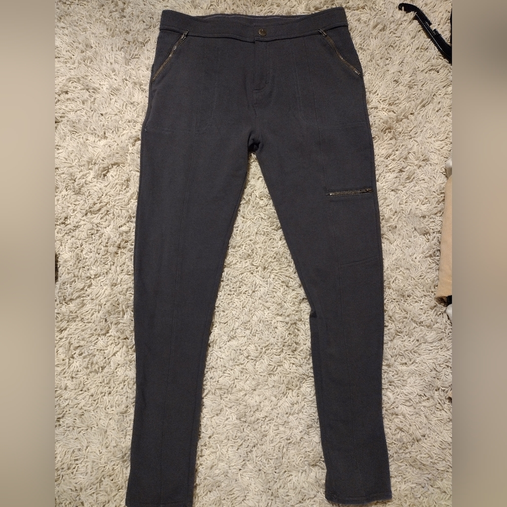 Matilda Jane jeggings charcoal grey L w 15.5, r 10.5 side zip pockets
